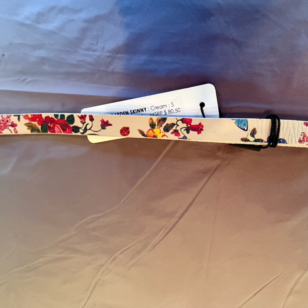 NWT ADA Cream leather floral belt Size Small MSRP $80 - Picture 3 of 9